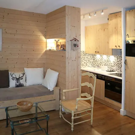 Joli Duplex 7 Pers Aux Orres 1650 Avec Balcon Et Cuisine Equipee - Fr-1-322-537 *