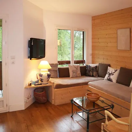 Joli Duplex 7 Pers Aux Orres 1650 Avec Balcon Et Cuisine Equipee - Fr-1-322-537
